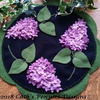 Lilac Beauty Wool Applique Candle Mat