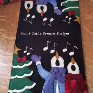 Make a Joyful Noise Wool Applique Table Runner