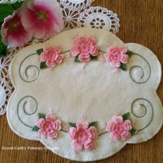 Pretty in Pink Finished Candle Mat (only available for US customers)