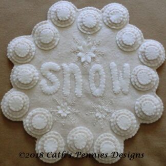 Snow Wool Applique Candle Mat